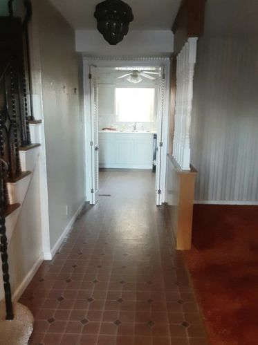 304 Vernon St, New Kensington, PA 15068-5846