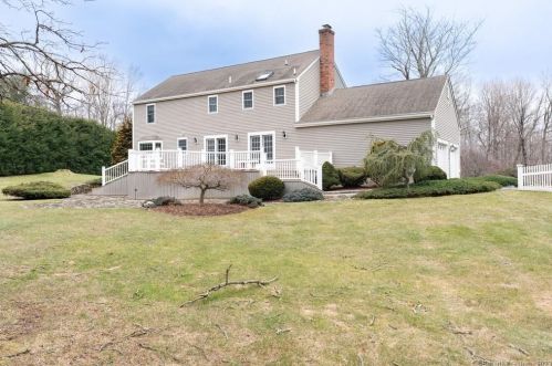 47 Harvest Ct, Cheshire, CT 06410-1844