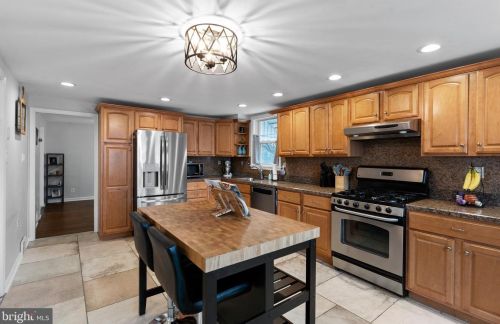 211 Rodney Rd, Ridley Park PA  19078-1429 exterior