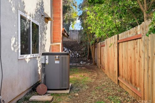 1434 Diamond Ct, Redlands CA  92374-5415 exterior