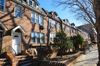 3963 50th Ave, Long Island City, NY 11377-4108