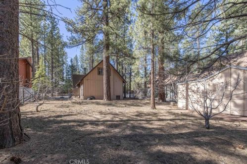 919 Mountain Ln, Big Bear City CA  92314 exterior
