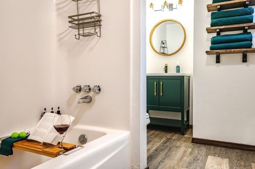 1104 Robinhood Blvd, Big Bear City CA  92314-9376 exterior