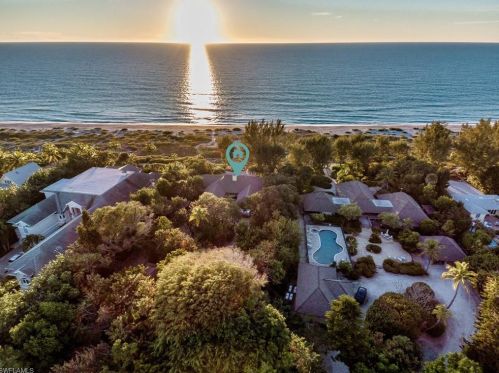 16394 Captiva Dr, Captiva, FL 33924-6018