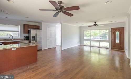 7420 Blackford St, Springfield VA  22151-3102 exterior