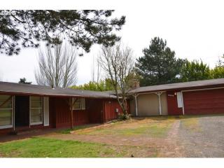 22645 Chapman Rd, Sherwood, OR 97140-9673