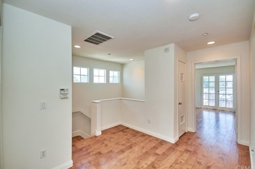 5882 Burnham Ave, Buena Park, CA 90621-1836