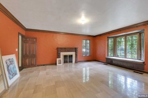 381 Booth Ave, Englewood NJ  07631-2003 exterior