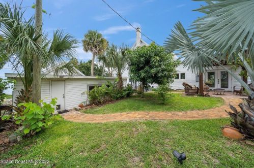 2915 Indian Riv Dr, Cocoa FL 32922-6607 exterior