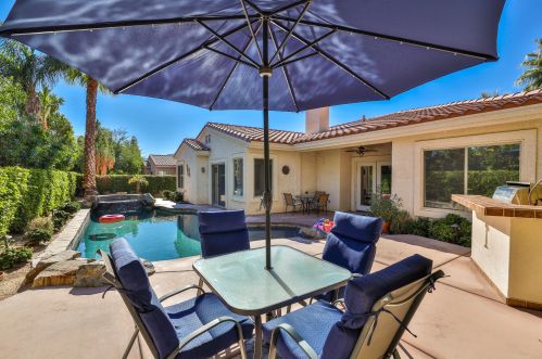 44700 Calle Placido, La Quinta CA  92253-5943 exterior