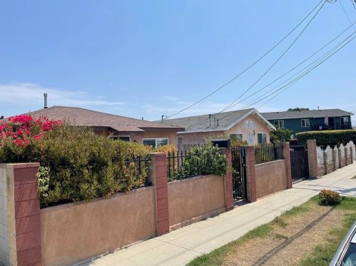 21118 Shearer Ave, Long Beach, CA 90745-1518