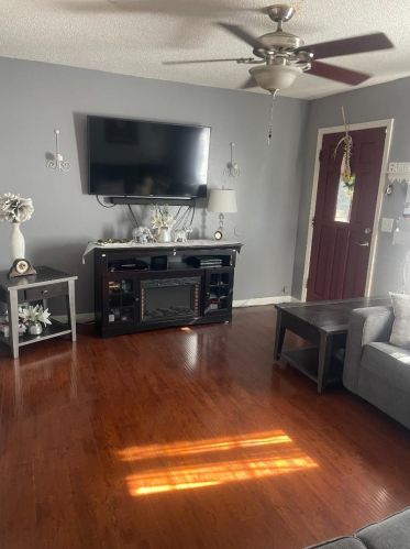 1032 Sinbad Ave, San Jose, CA 95116-3746