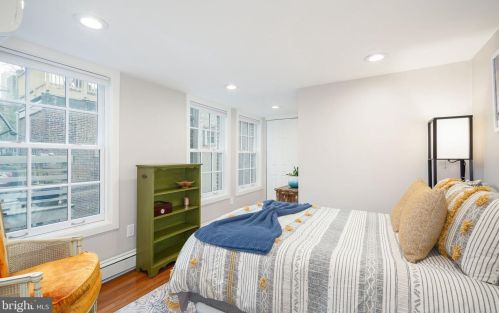 314 Iseminger St, Philadelphia PA  19107-5904 exterior