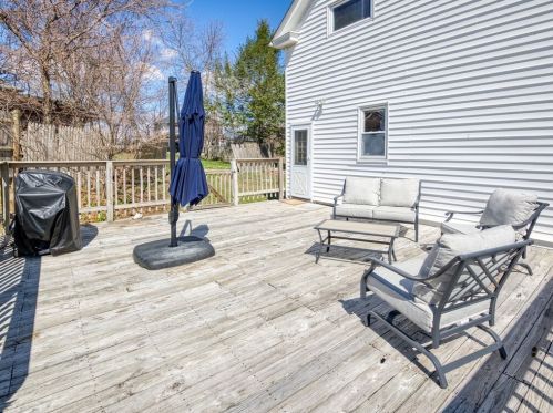 34 Mountain St, Worcester MA  01606-1412 exterior