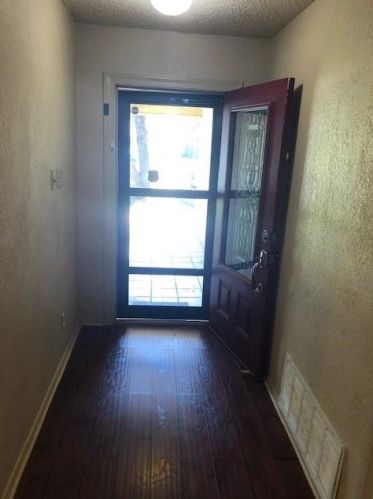 7604 Bender Dr, Austin TX  78749-3106 exterior