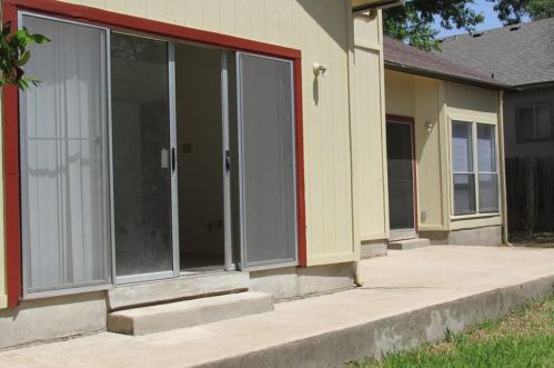 9505 Doliver Dr, Austin TX exterior