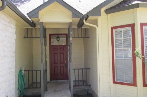 9505 Doliver Dr, Austin TX exterior