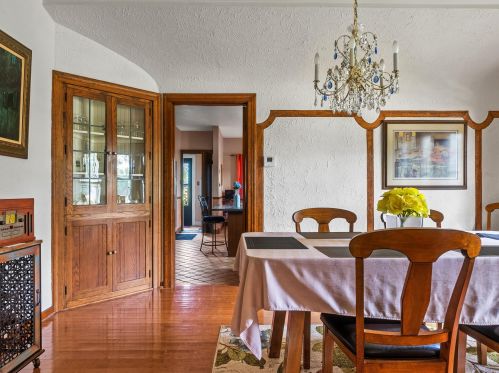 704 Oak St, Manitowoc WI 54220-2848 exterior