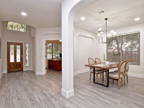 10704 Desert Willow Loop, Austin TX  78748-4026 exterior