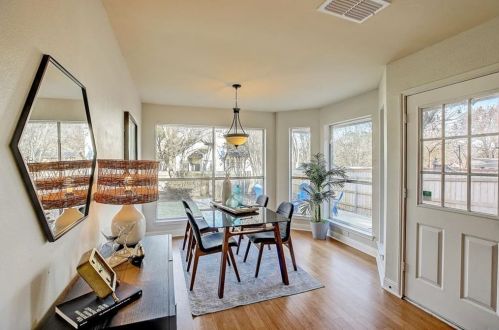 8100 Cahill Dr, Austin TX 78729-6437 exterior