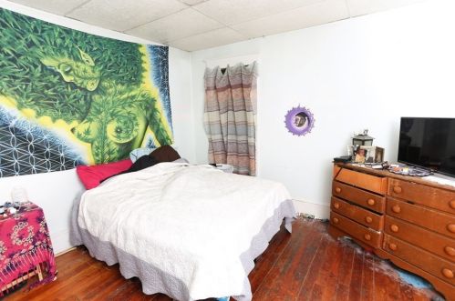 16 Olivine St, Chicopee MA 01013-2720 exterior