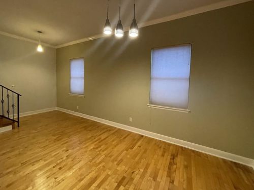 4204 Cabell Dr, Dallas TX  75204-3657 exterior