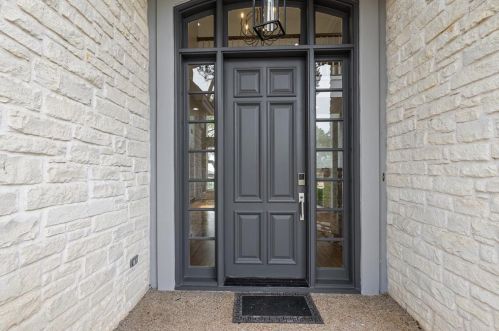 6305 Chambly Cv, Austin TX  78730-2700 exterior