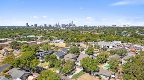 1178 Bedford St, Austin TX  78702-2404 exterior