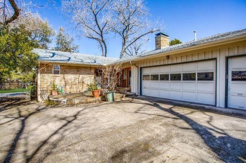 10512 Creekmere Dr, Dallas TX 75218-2341 exterior