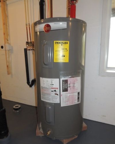 214 Wilbraham Rd, Monson MA  01057-9408 exterior