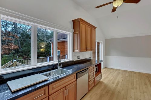 85 Blue Castle Dr, Mashpee MA 02649-3770 exterior