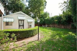 5217 Denton Dr, Dallas TX  75235-8304 exterior