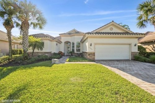 11982 Heather Woods Ct, Naples FL  34120-4398 exterior