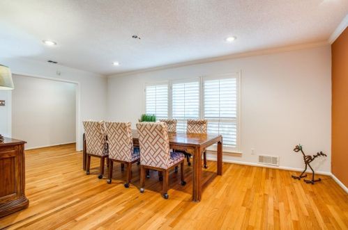 10512 Creekmere Dr, Dallas TX 75218-2341 exterior