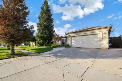 1755 Skinner Ave, Arboga CA  95961-4810 exterior