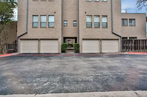 611 45th St, Austin TX  78751-3238 exterior