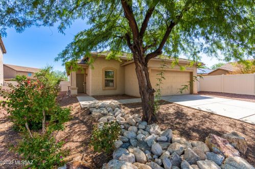 34419 Ranch Rd, Red Rock, AZ 85145-5011