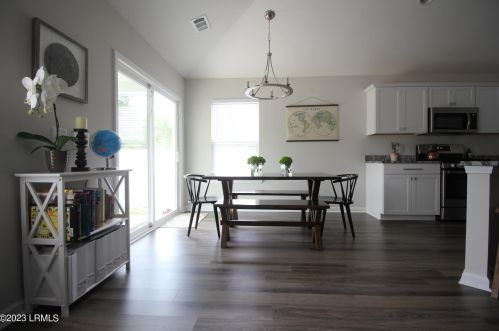 18 Stepping Stone Way, Bluffton SC 29910-4428 exterior