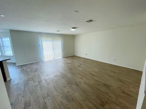 11112 Chatam Berry Ln, Austin TX  78748-3932 exterior