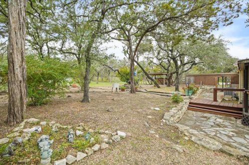 5116 Avispa Way, Austin TX 78738-7602 exterior
