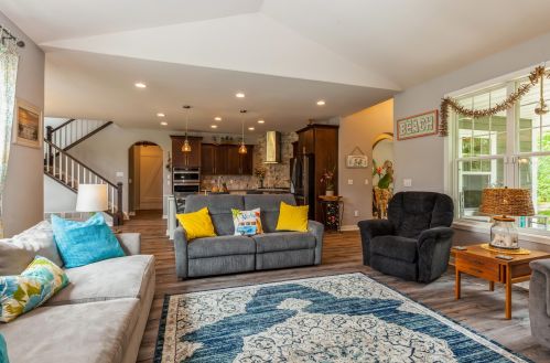 1385 Hillside Rd, Slinger WI 53086 exterior