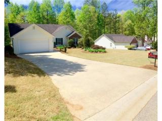 7214 Plum Creek Dr, Gainesville, GA 30507-9585