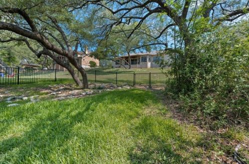 1448 Buffalo Gap Rd, Austin TX 78734-3537 exterior