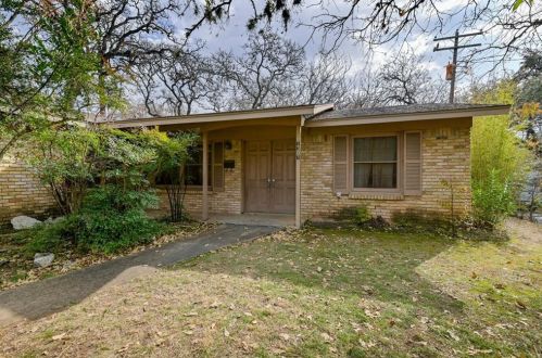 1301 Elton Ln, Austin TX 78703-2919 exterior