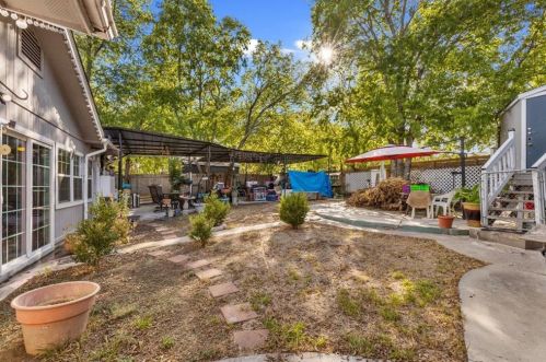 6908 Cherrydale Dr, Austin TX 78745-5344 exterior