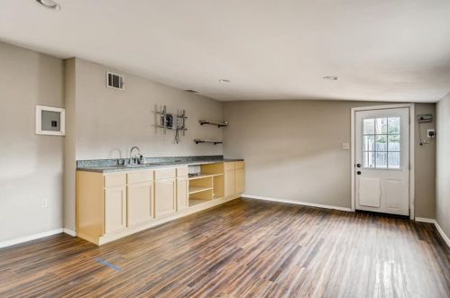 13217 Briar Holw Dr, Austin TX 78729-3655 exterior