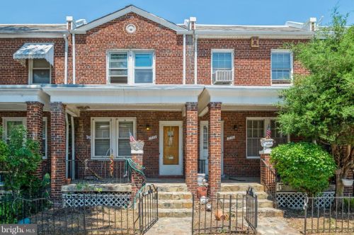 1774 Lang Pl, Washington, DC 20002-3026