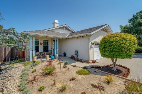 3883 Poinsettia St, San Luis Obispo, CA 93401-7819