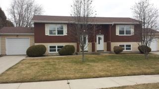 805 Linden Ave, Manitowoc WI  54220-2231 exterior