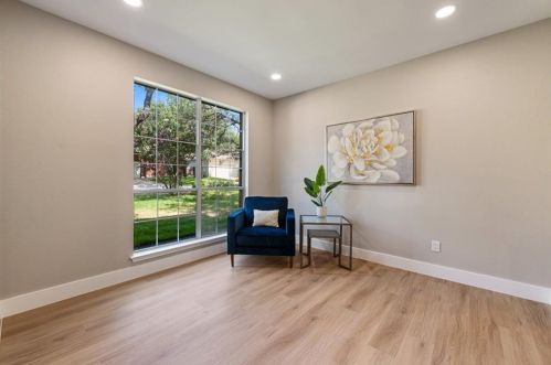 10209 Broomflower Dr, Austin TX 78739-1448 exterior